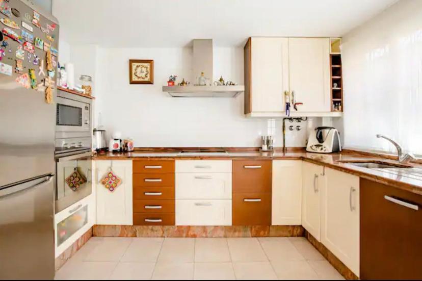 3 La Casa De Marilo Apartment Tomares Exterior photo